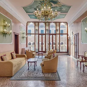 pausania.hotelinveneto.com/