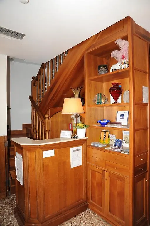 Bed & Breakfast Alloggi Santa Sofia Venice